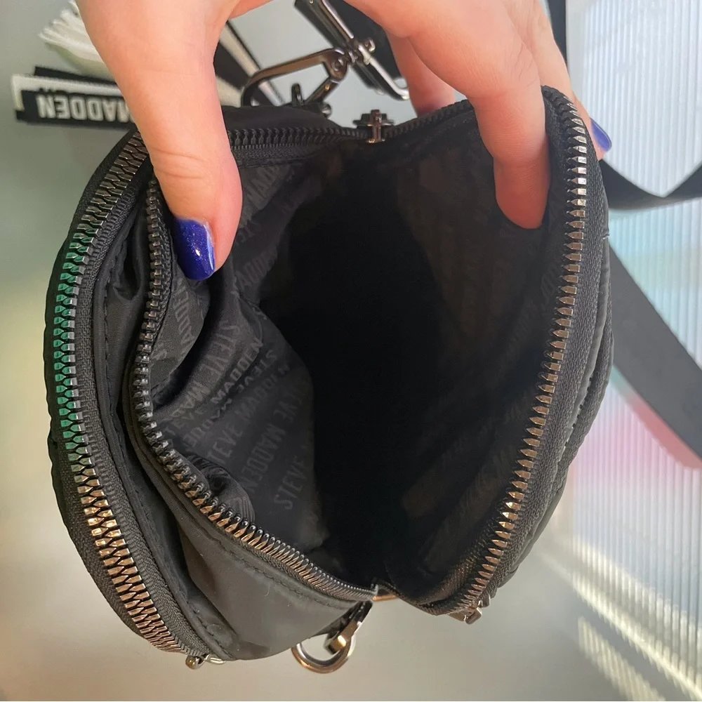 Steve Madden Quilted Black Belt Bag - Picture 5 of 6